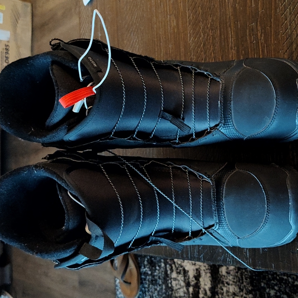 Burton Moto Snowboard boots